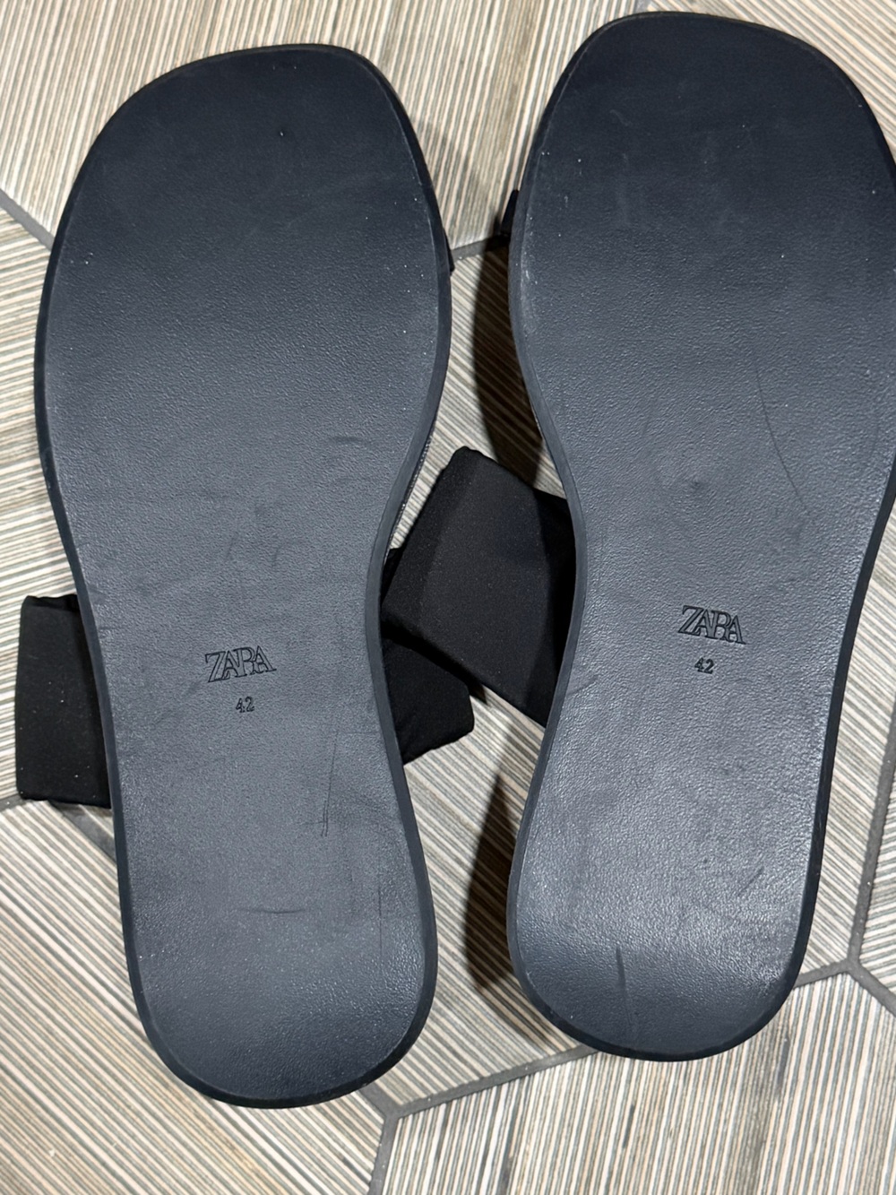 Zara Black Square Toe Platform Toe Loop Sandals - Picture 8 of 8